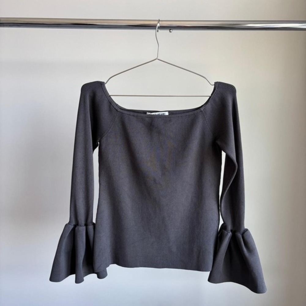 Elizabeth and James Letya Top S Bell Sleeve Off Shoulder Coquette Romcom Whimsy